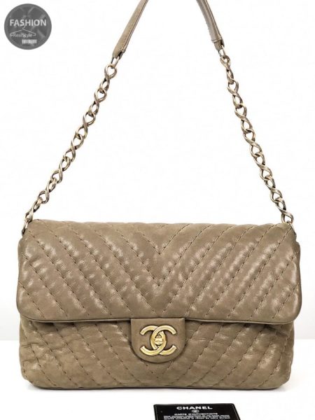 Сумка Chanel Chevron Jumbo Flap