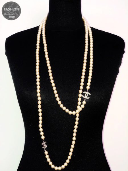 4 Бусы Chanel